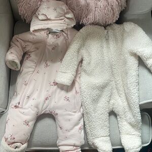 0-3 months baby girl bunting suits